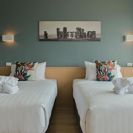 Le Lert Hotel Ratchaburi Buitenkant foto