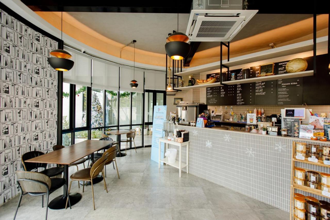 Le Lert Hotel Ratchaburi Buitenkant foto